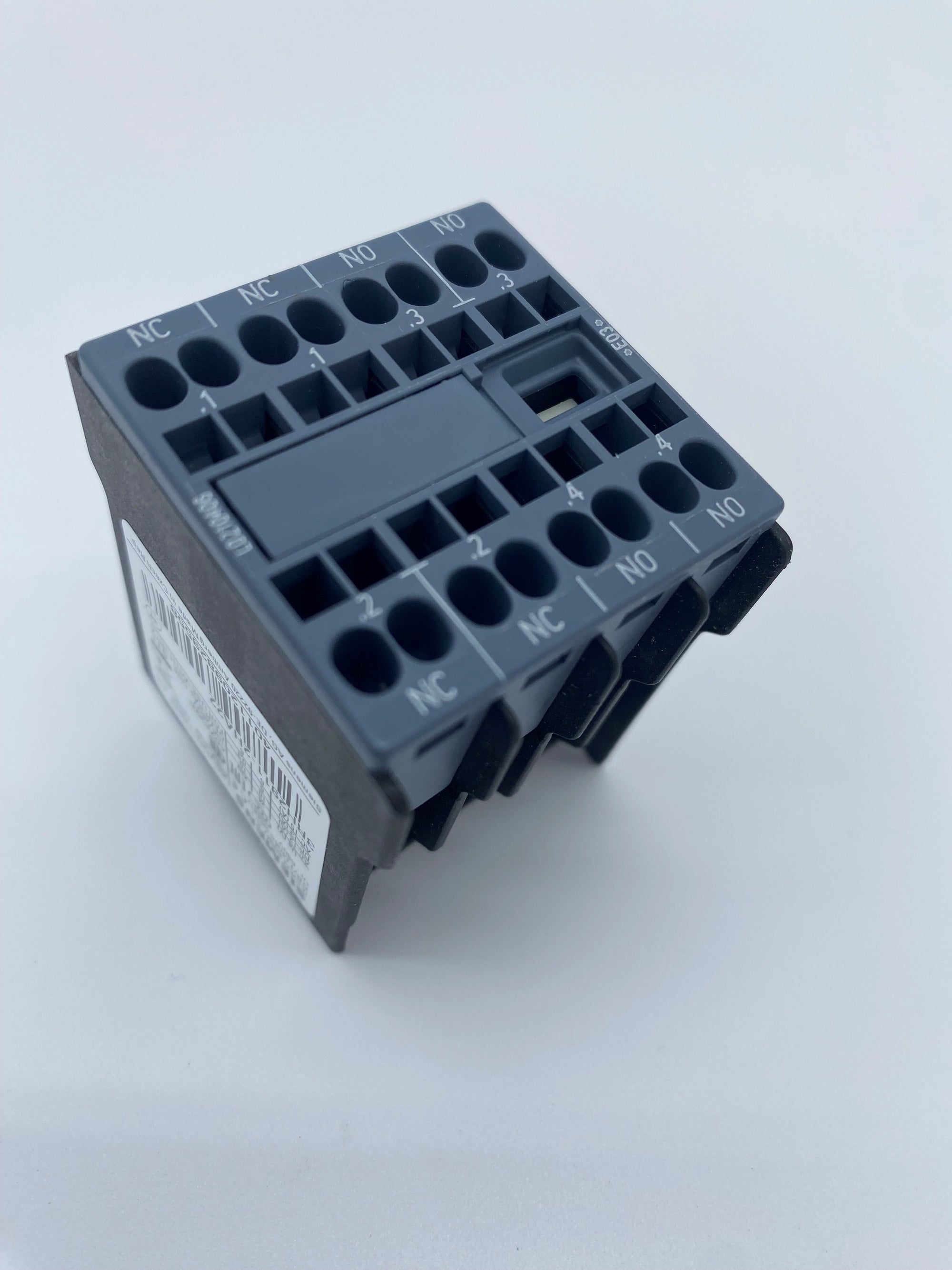 00L0116097E Contactor